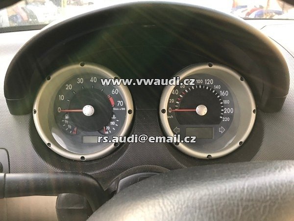 VW POLO 6N náhradní díly AUC motor 37 kW + ESY Převodovka barva LC7V - 27