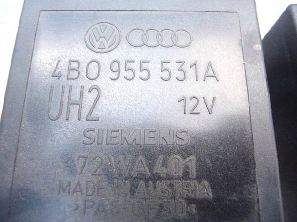 Relé stěračů  Audi  4B0 955 531A - 2