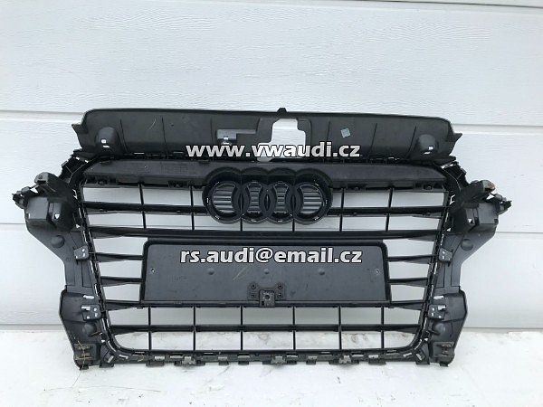 8V3 853 651 maska AUDI A3 8V 12-16 + S-Line Grill černý lesk - 6