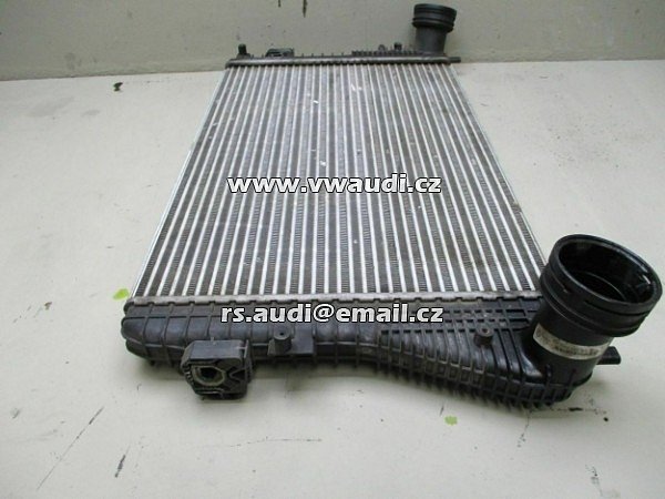 1K0 145 803 E VW CADDY III 3 03-10 2K mezichladič 1K0145803E - 2