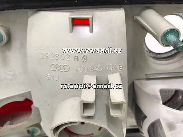 4D0 945 094 F Zadní světlo, vnitřní vpravo, Audi A8 D2 4D  - 3