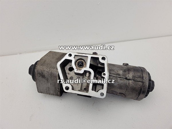  045 115 389 J Olejový chladič + držák olejového filtru pro VW 1.9 TDI - 2