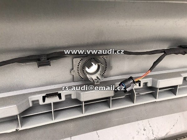 568 807 421  nárazník zadní SKODA KAMIQ 568 NW4 2019  PDC ŠEDÁ STEEL GREY  2021  - 2