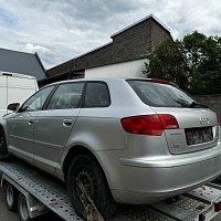 motorek steracu Audi A3 Sportback 1,9 TDI 2007 8PAAJ4 přední sklo okno - 5