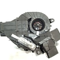 motor ventilatoru TOPENÍ ZADNÍ     VW Sharan 7N 2012 2,0 TDI CFGB - 5