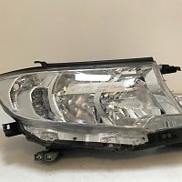 81130-60N10 Toyota Land Cruiser Prado lampa světlo přední pravé spolujezdec . - 3