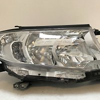 81130-60N10 Toyota Land Cruiser Prado lampa světlo přední pravé spolujezdec . - 4