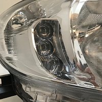 81130-60N10 Toyota Land Cruiser Prado lampa světlo přední pravé spolujezdec . - 5