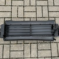 Audi A3 Škoda Octavia Kamiq SEAT Leon ŽALUZIE výdech záslepky chladiče  5E3 122 327 D .  5E3 971 277 . - 2