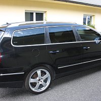 Sklíčko  sklo zrcatka s nosnou deskou vlevo řidič  VW Passat B6 3C    2005 06 07 08 09 2010 - 3