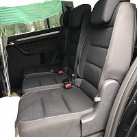 VW Touran 2012   Sedačka druhá řada   isofix - 2