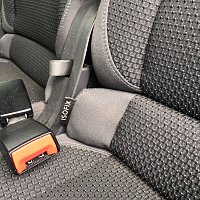 VW Touran 2012   Sedačka druhá řada   isofix - 3