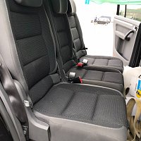 VW Touran 2012   Sedačka druhá řada   isofix - 6