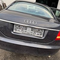 Audi A6 4F 2,7 TDI zadní nárazník s parkovacím asistentem barva  Z7Q LZ7Q Šedá metalíza AUSTERNGRAU - 2