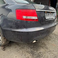 Audi A6 4F 2,7 TDI zadní nárazník s parkovacím asistentem barva  Z7Q LZ7Q Šedá metalíza AUSTERNGRAU - 5