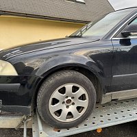 Auto na ND -  VW Passat B5.5 Variant (3BG, B5 Facel. B 5,5)  2004  motoru  AWX 1.9 TDI 96kW 131PS  barva Cislo laku L041 Ebenholzschwarz - 14