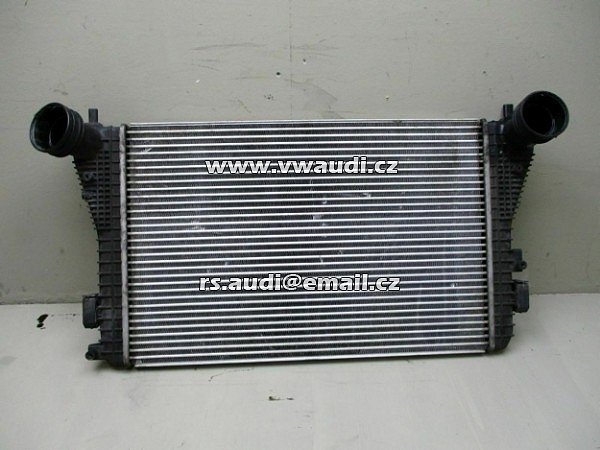 1K0 145 803 E VW CADDY III 3 03-10 2K mezichladič 1K0145803E