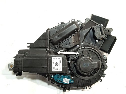 motor ventilatoru TOPENÍ ZADNÍ     VW Sharan 7N 2012 2,0 TDI CFGB