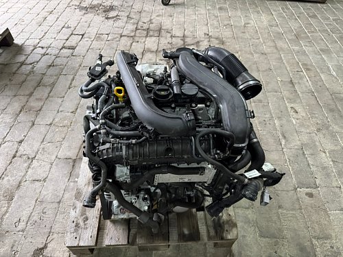 Motor  DPCA DPC pro Audi Seat Škoda VW Karoq 1.5 TSI TFSI  05E100032A