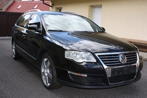 postranice vzadu zvnejsku vpravo bočnice lem blatníku vyrezovy dil -  VW Passat B6 3C