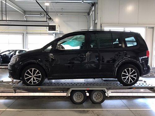 VW Touran 2012 1,6 TDI CAY 1T0 845 201 D sklo dveri vlevo vpredu sklo zelene QL3,QC1