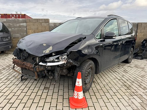 7N1 857 508 C pouzdro vnejsiho zrcatka vpravo VW Sharan 7N 2012