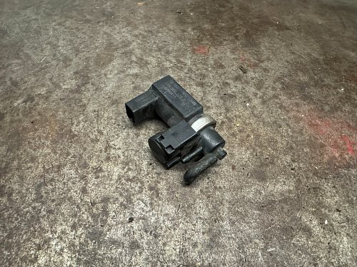 Audi A6 4F C6 Tlakový měnič tlak výfuku 059906628A Solenoidový ventil turbodmychadla 7.22903.15