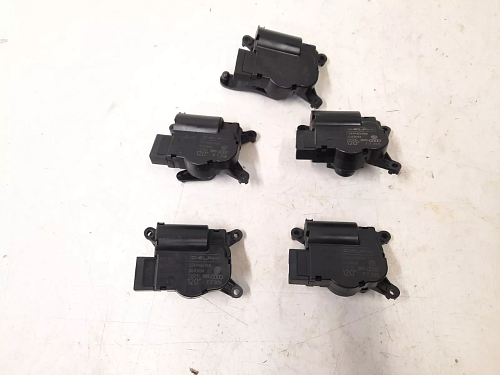 VW T5 T6 T6,1 NOVÝ DÍL motorek klapky topení klimatizace   servomotor nastavovaci pro klapku 7L0907511AL V 159